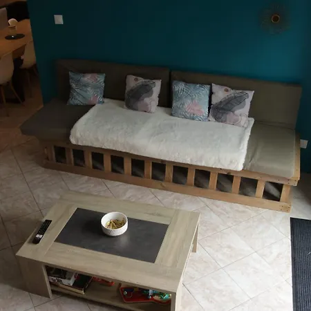 Bed & Breakfast Plume - Maison Partagee - 2 Personnes Saint-Sauvant (Vienne)